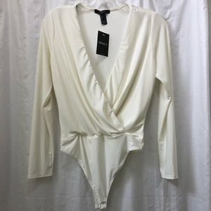 Off white v-neck bodysuit
